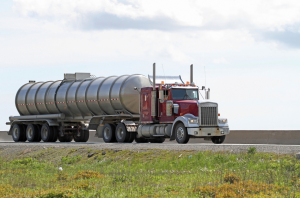 5 Steps to Find a High Paying Job in Trucking