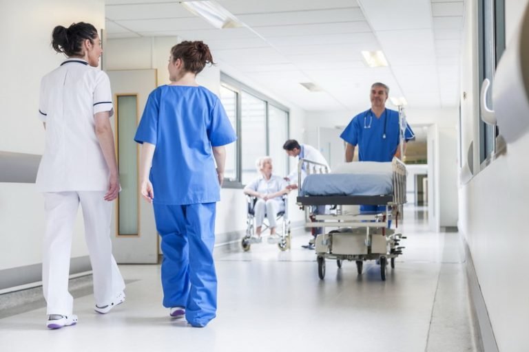 5 Perks of Working in the Hospitality Industry