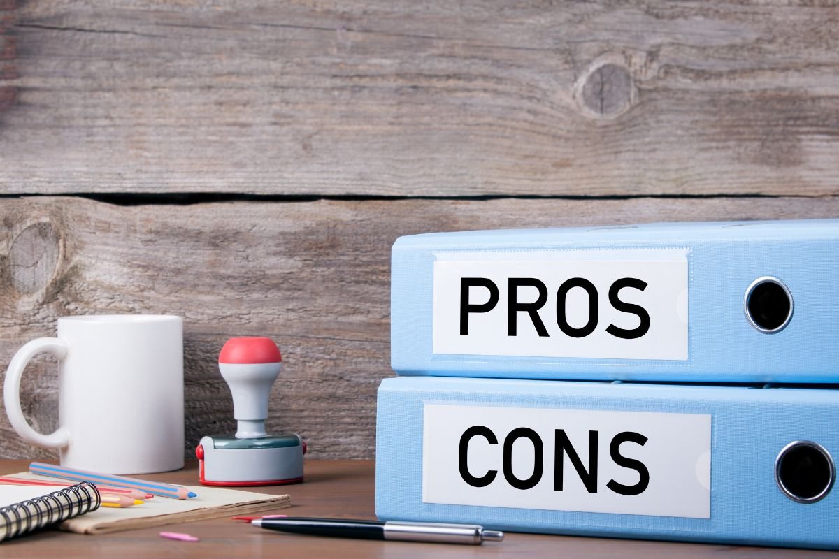 The Pros & Cons Of Attending Medical School