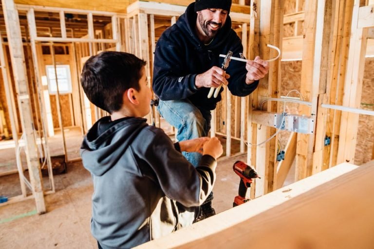 Job Search Tips for Deaf Parents Getting Back to Work