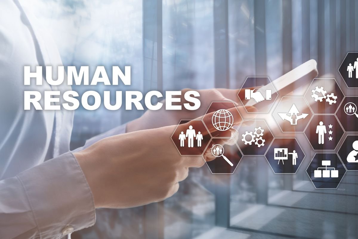 Human Resources 6 Signs You Should Consider Working in HR