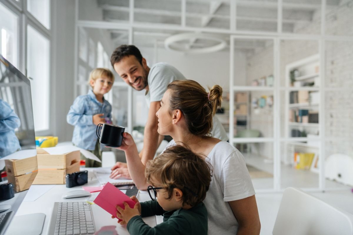 How to Balance Work and Family A Guide for Working Parents