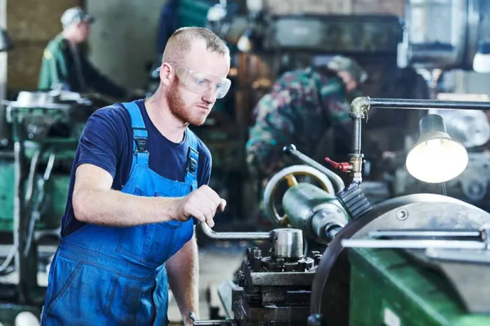The Impact of AI on Process Efficiency in the New Manufacturing Era