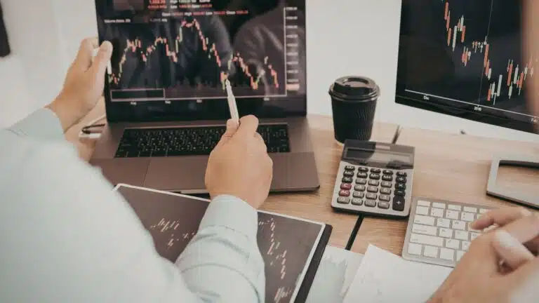 March 2026 Job Market Navigate Cooling Trends with Smart Searches